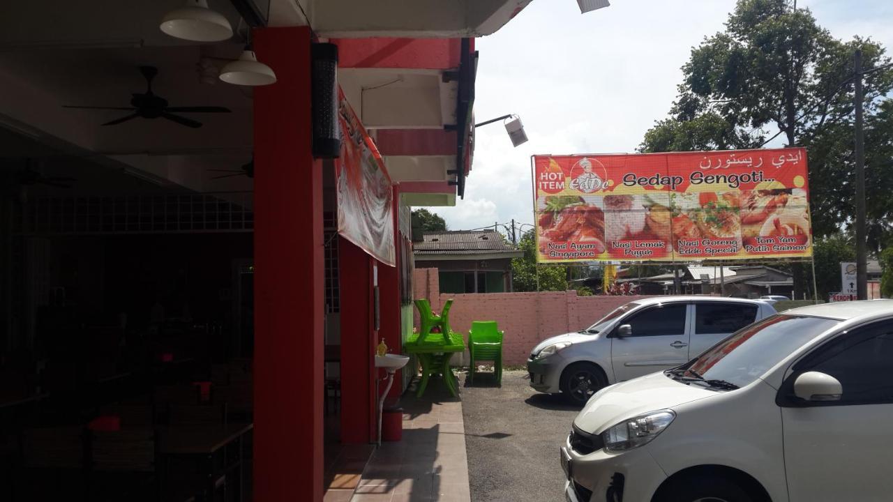 Daisyinn Budget Hotel Kuala Terengganu Kampong Gong Badak Exterior foto